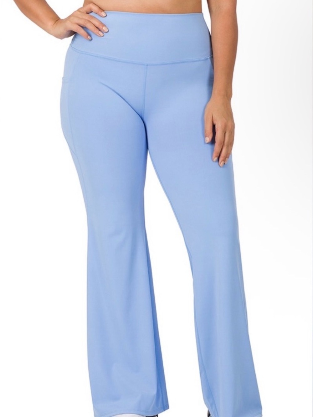 NWOT Zenana Athletic Flare Yoga Pants w Pockets